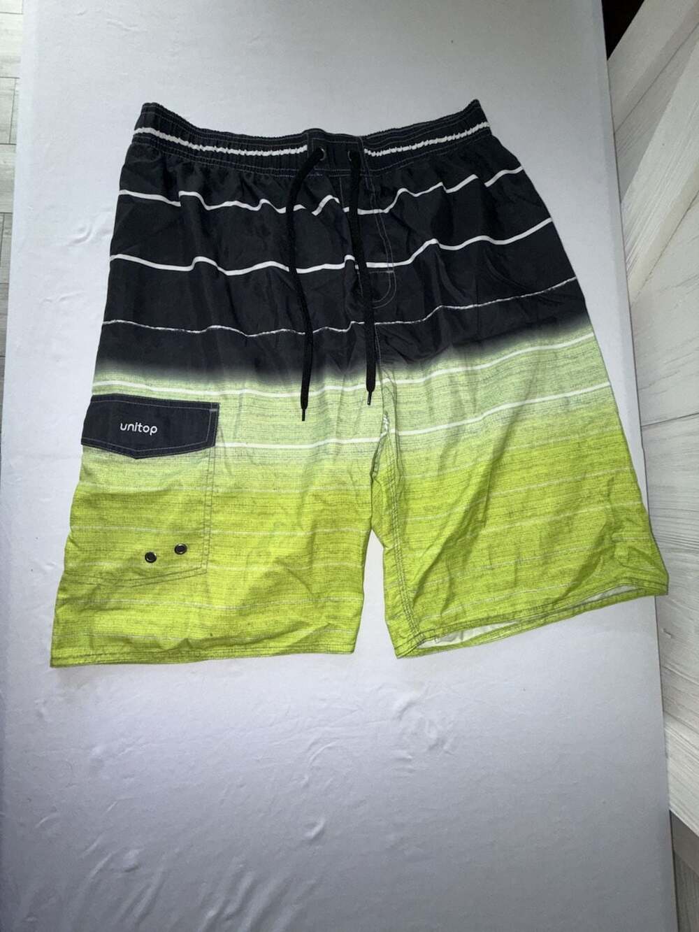 Unitop Men's Quick-Dry Striped Swim Trunks Board Shorts (b3-8)